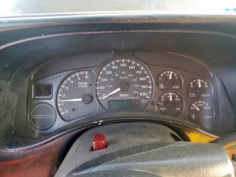 Photo 9 from auction – 2000 CHEVROLET SILVERADO with VIN 2GCEC19V1Y1386428