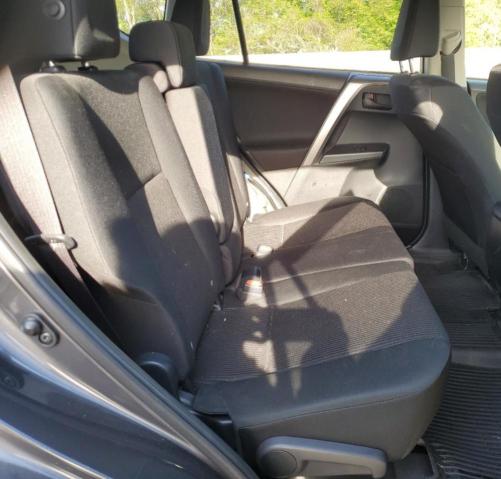 Photo 11 from auction – 2018 TOYOTA RAV4 LE with VIN JTMBFREV0JJ224932