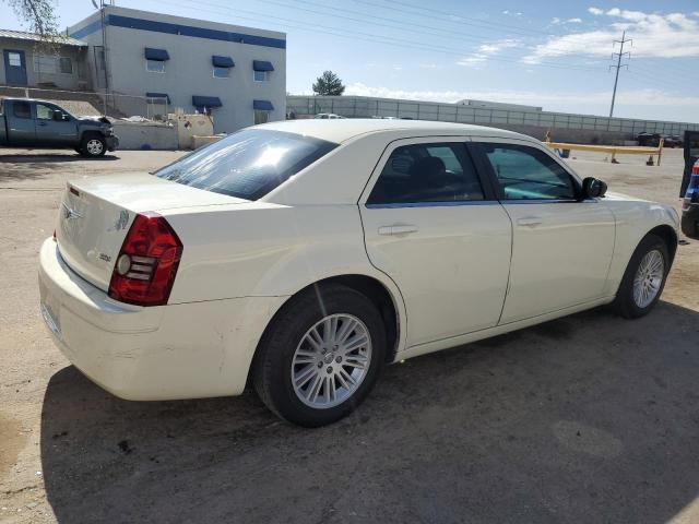 Photo 3 from auction – 2009 CHRYSLER 300 LX with VIN 2C3KA43D49H577686