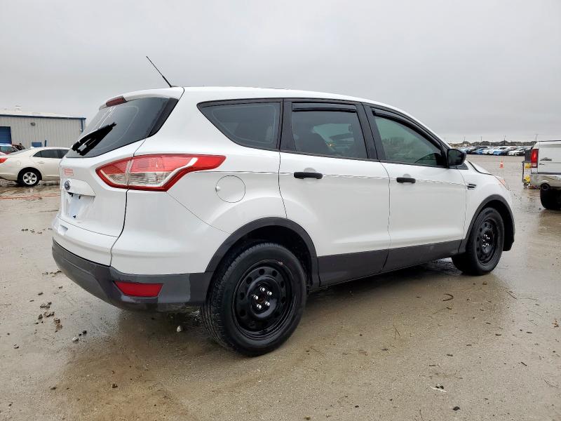 Foto 3 de la subasta – 2014 FORD ESCAPE S con VIN 1FMCU0F77EUE14703