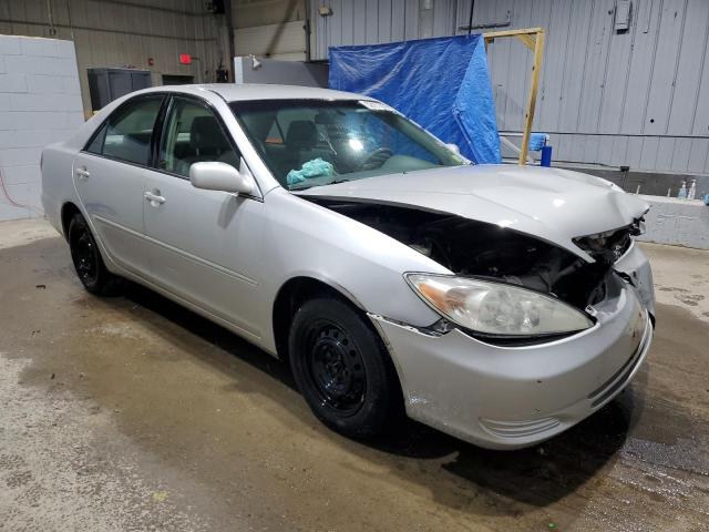 Photo 4 from auction – 2003 TOYOTA CAMRY with VIN 4T1BE32KX3U158221