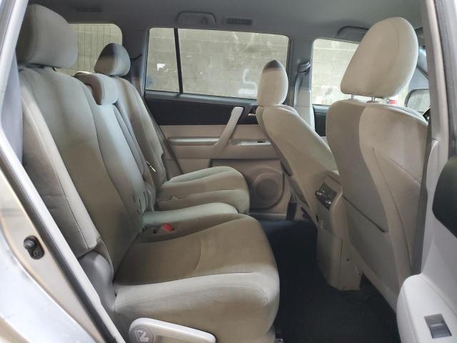 Photo 11 from auction – 2012 TOYOTA HIGHLANDER with VIN 5TDBK3EH9CS114616