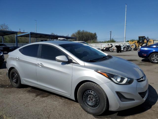 Photo 4 from auction – 2016 HYUNDAI ELANTRA SE with VIN 5NPDH4AE2GH774971