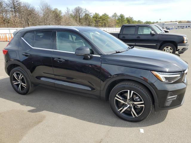 Photo 4 from auction – 2025 VOLVO XC40 CORE with VIN YV4L12UJ4S2467838