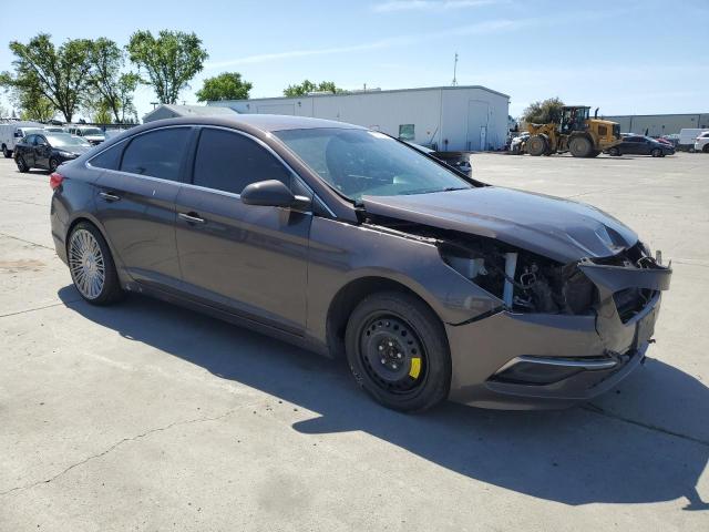 Photo 4 from auction – 2017 HYUNDAI SONATA SE with VIN 5NPE24AF1HH564426