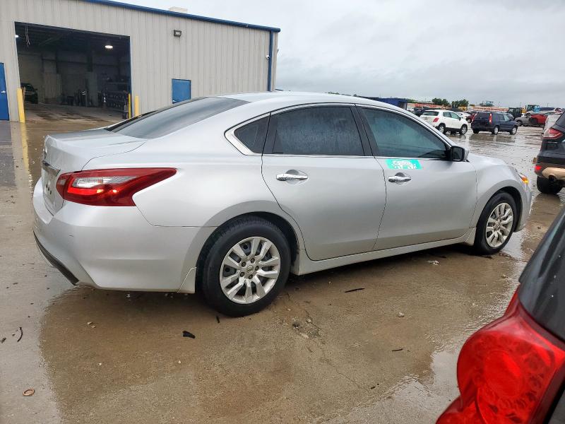 Photo 3 from auction – 2018 NISSAN ALTIMA 2.5 with VIN 1N4AL3AP2JC171301