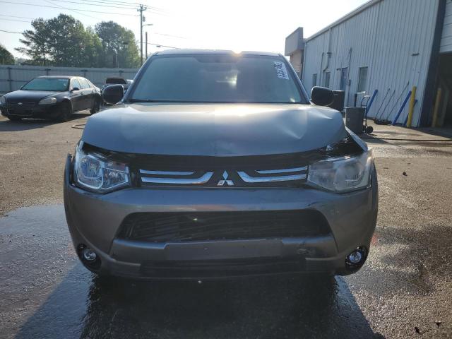 Photo 5 from auction – 2014 MITSUBISHI OUTLANDER with VIN JA4AD2A34EZ004529