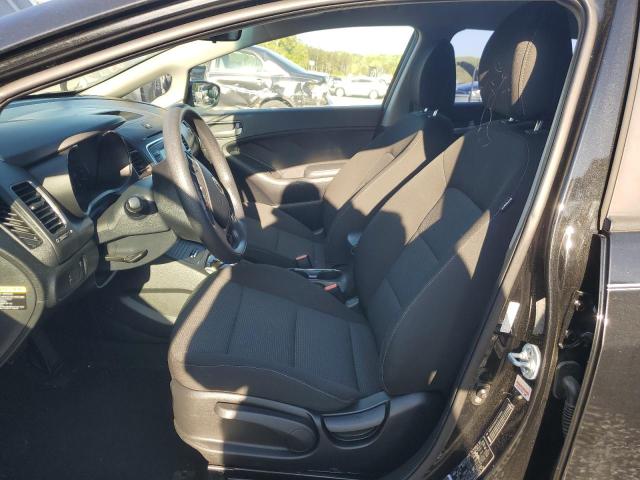 Photo 7 from auction – 2017 KIA FORTE LX with VIN KNAFK5A82H5705884