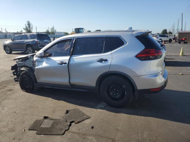 Photo 2 from auction – 2017 NISSAN ROGUE S with VIN KNMAT2MT9HP555821