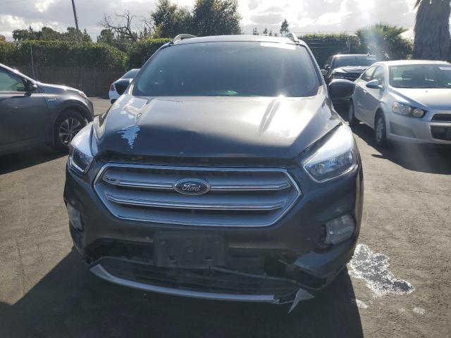 Photo 5 from auction – 2018 FORD ESCAPE with VIN 1FMCU0GD1JUC36933
