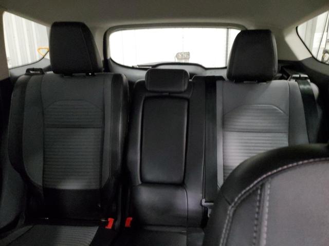 Photo 10 from auction – 2018 FORD ESCAPE SE with VIN 1FMCU9GD0JUC23837