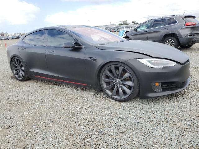 Photo 4 from auction – 2017 TESLA MODEL S with VIN 5YJSA1E22HF192735