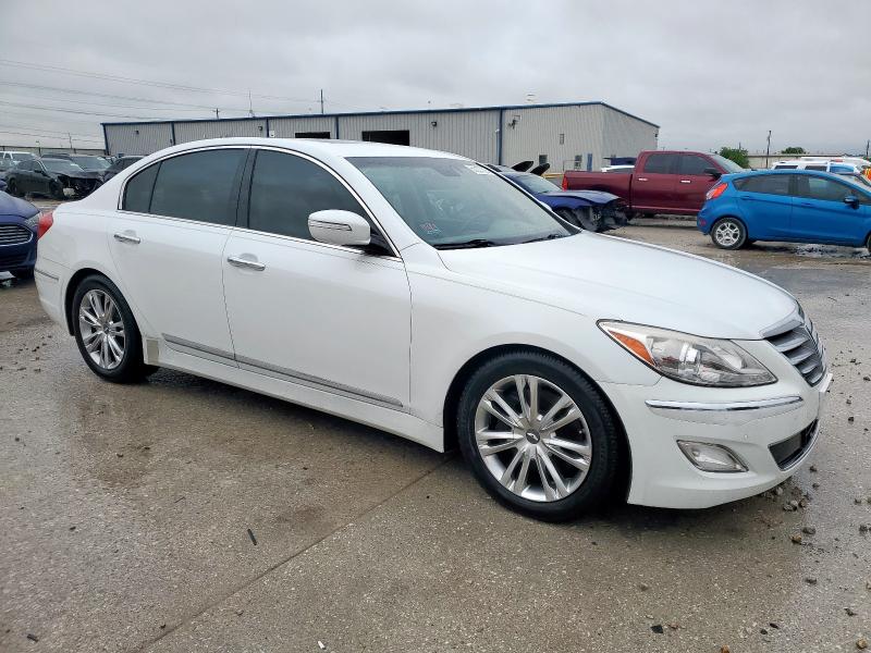 Photo 4 from auction – 2012 HYUNDAI GENESIS 5. with VIN KMHGC4DH2CU176179