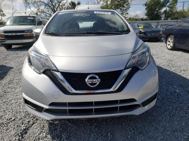 Снимка 5 от търг – 2018 NISSAN VERSA NOTE с VIN 3N1CE2CP5JL359807