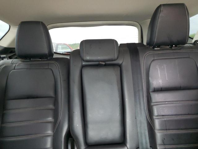 Photo 10 from auction – 2019 FORD ESCAPE SEL with VIN 1FMCU0HD2KUB95096