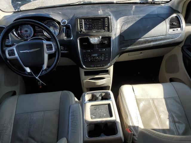 Photo 8 from auction – 2015 CHRYSLER TOWN & COU with VIN 2C4RC1BG2FR629398