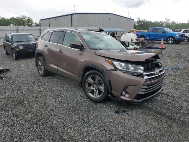 Photo 4 from auction – 2018 TOYOTA HIGHLANDER with VIN 5TDDZRFH6JS832904