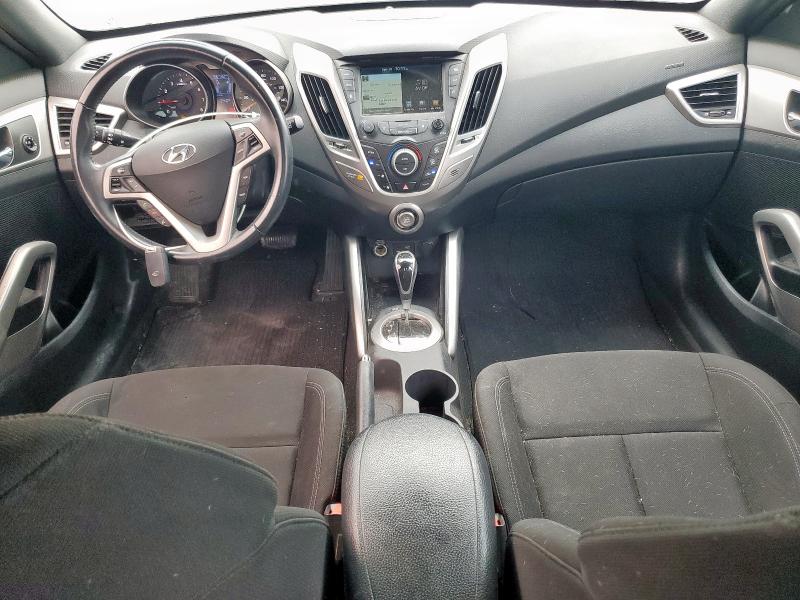 Photo 8 from auction – 2017 HYUNDAI VELOSTER with VIN KMHTC6AD8HU312463