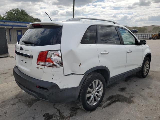 Photo 3 from auction – 2011 KIA SORENTO EX with VIN 5XYKUDA29BG036660