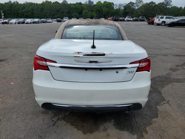 Photo 6 from auction – 2013 CHRYSLER 200 TOURIN with VIN 1C3BCBEB9DN511421