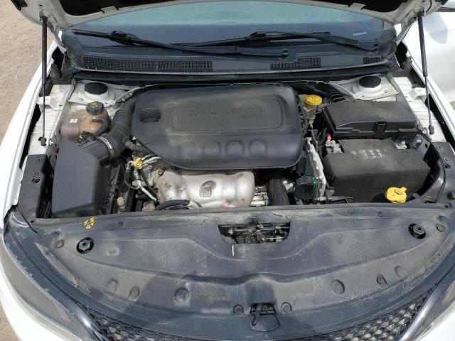Photo 11 from auction – 2015 CHRYSLER 200 S with VIN 1C3CCCBB9FN708672
