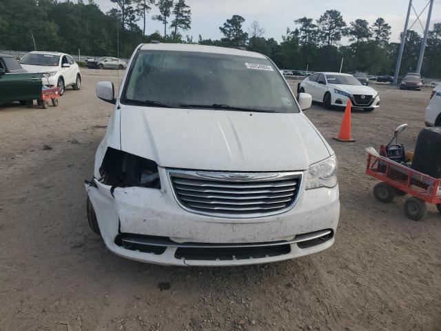 Photo 5 from auction – 2016 CHRYSLER TOWN & COU with VIN 2C4RC1BG4GR238609