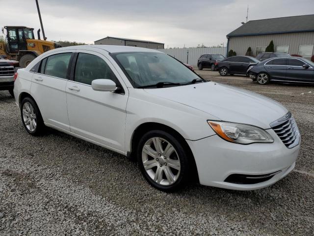 Photo 4 from auction – 2013 CHRYSLER 200 TOURIN with VIN 1C3CCBBB0DN546731