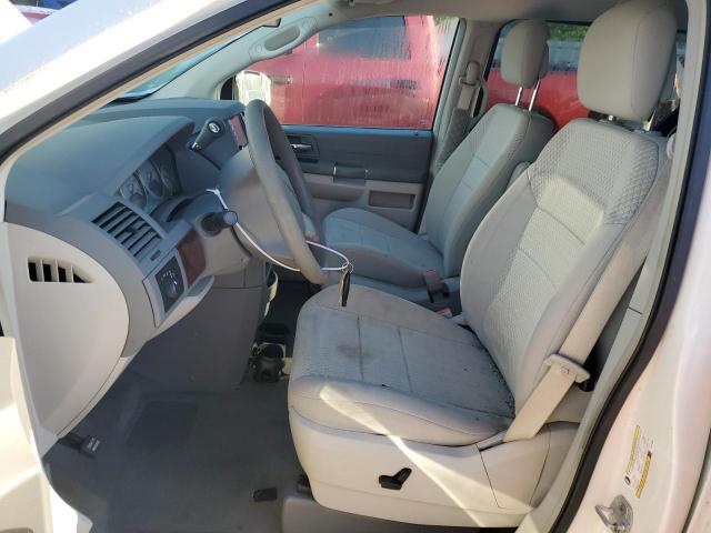 Photo 7 from auction – 2010 CHRYSLER TOWN & COU with VIN 2A4RR2D1XAR415338