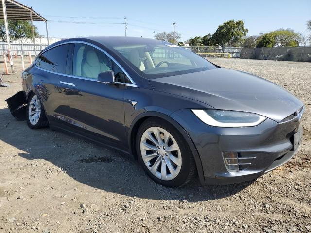 Photo 4 from auction – 2018 TESLA MODEL X with VIN 5YJXCAE26JF100094
