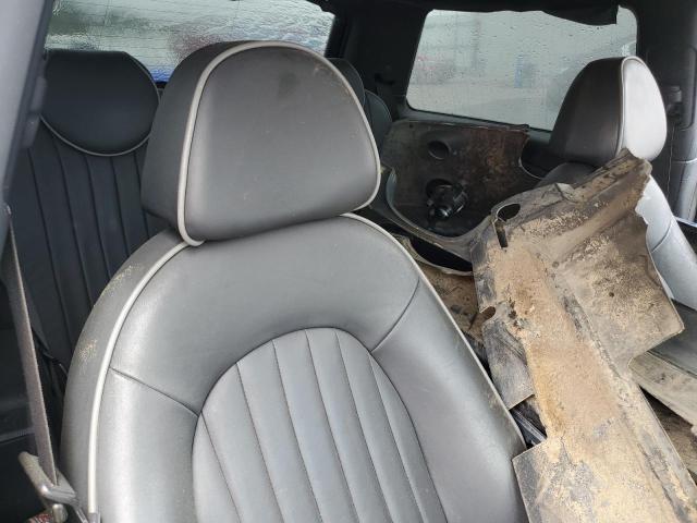 Photo 10 from auction – 2006 MINI COOPER S with VIN WMWRE335X6TL20674