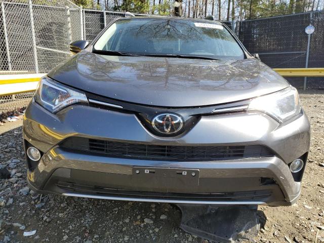 Photo 5 from auction – 2017 TOYOTA RAV4 XLE with VIN JTMRFREV0HJ109577