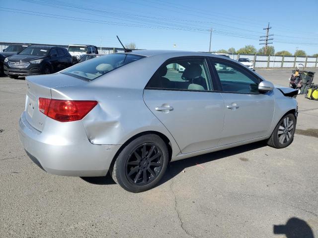 Photo 3 from auction – 2013 KIA FORTE EX with VIN KNAFU4A2XD5724757
