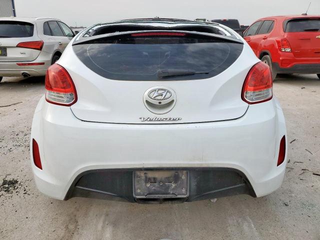 Photo 6 from auction – 2016 HYUNDAI VELOSTER with VIN KMHTC6AD0GU296399