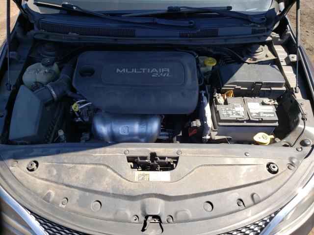 Снимка 11 от търг – 2015 CHRYSLER 200 LIMITE с VIN 1C3CCCAB5FN632627