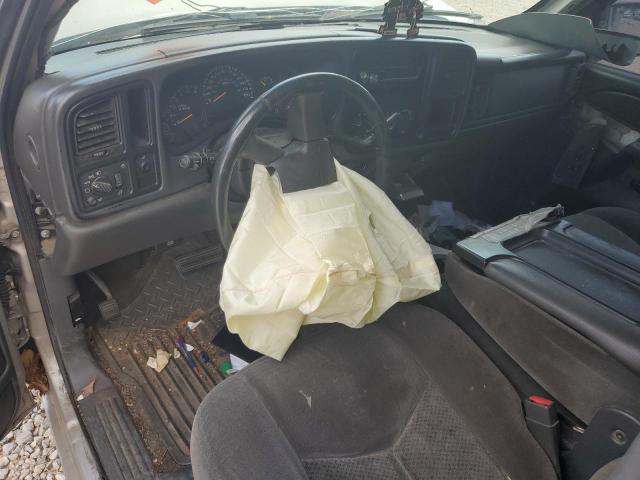 Photo 8 from auction – 2005 CHEVROLET SILVERADO with VIN 1GCEC19V75Z172952