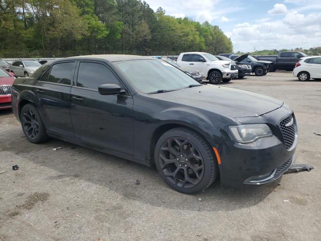 Снимка 4 от търг – 2019 CHRYSLER 300 S с VIN 2C3CCABG4KH618025