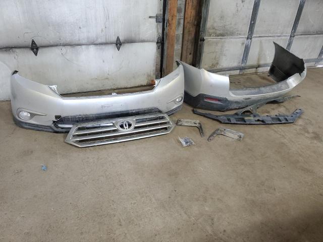Photo 13 from auction – 2012 TOYOTA HIGHLANDER with VIN 5TDBK3EH9CS114616
