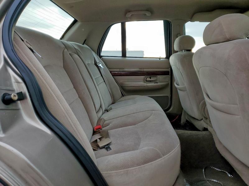 Photo 10 from auction – 2002 MERCURY GRAND MARQ with VIN 2MEFM74W72X654079