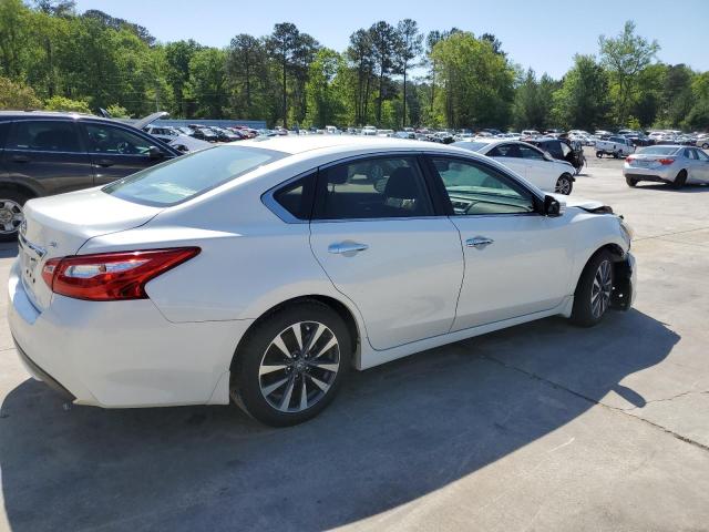 Photo 3 from auction – 2017 NISSAN ALTIMA 2.5 with VIN 1N4AL3AP3HC212058