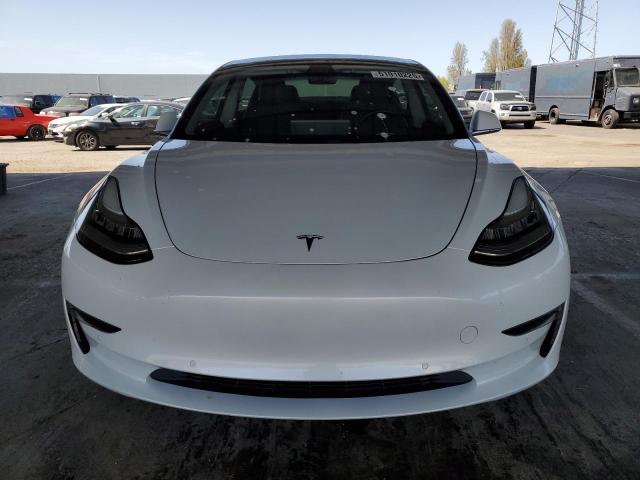 Снимка 5 от търг – 2018 TESLA MODEL 3 с VIN 5YJ3E1EA1JF051967