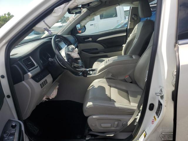 Photo 7 from auction – 2019 TOYOTA HIGHLANDER with VIN 5TDKZRFH1KS346008