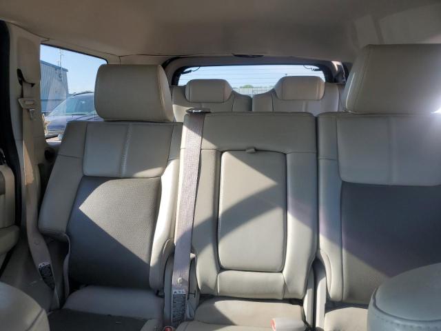 Photo 10 from auction – 2010 JEEP COMMANDER with VIN 1J4RG5GT1AC129682
