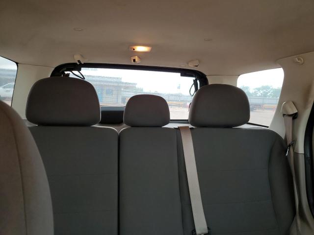 Photo 10 from auction – 2010 FORD ESCAPE XLS with VIN 1FMCU0C72AKA55674