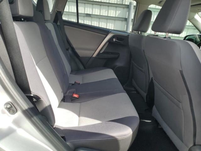 Photo 11 from auction – 2015 TOYOTA RAV4 XLE with VIN 2T3WFREV2FW150326
