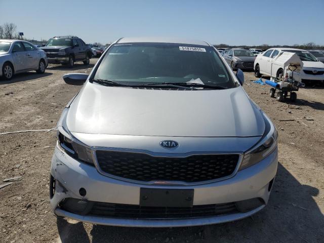 Photo 5 from auction – 2018 KIA FORTE LX with VIN 3KPFK4A74JE260935