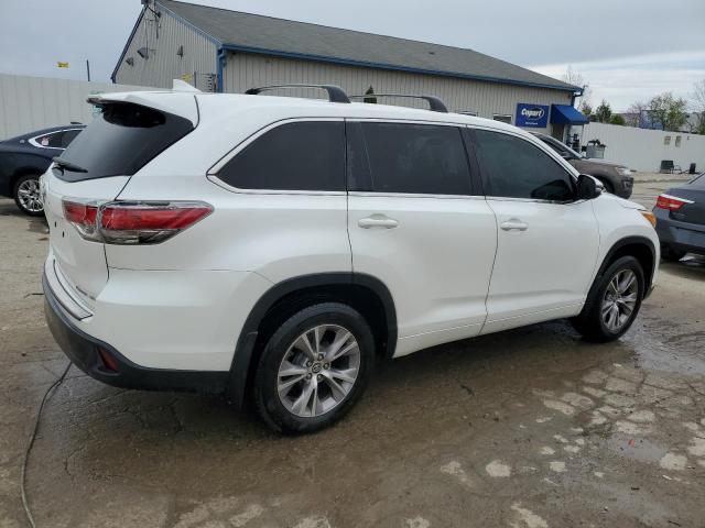 Photo 3 from auction – 2016 TOYOTA HIGHLANDER with VIN 5TDBKRFH1GS277655