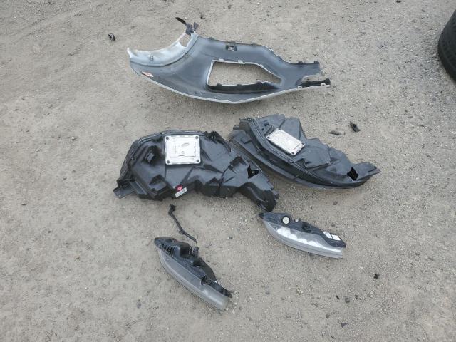 Photo 13 from auction – 2022 FORD EXPLORER L with VIN 1FMSK7FH3NGA24327