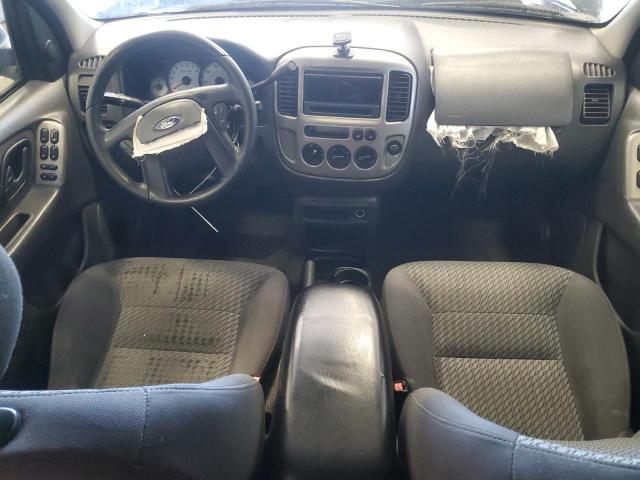 Photo 8 from auction – 2004 FORD ESCAPE XLT with VIN 1FMYU03154DA14790