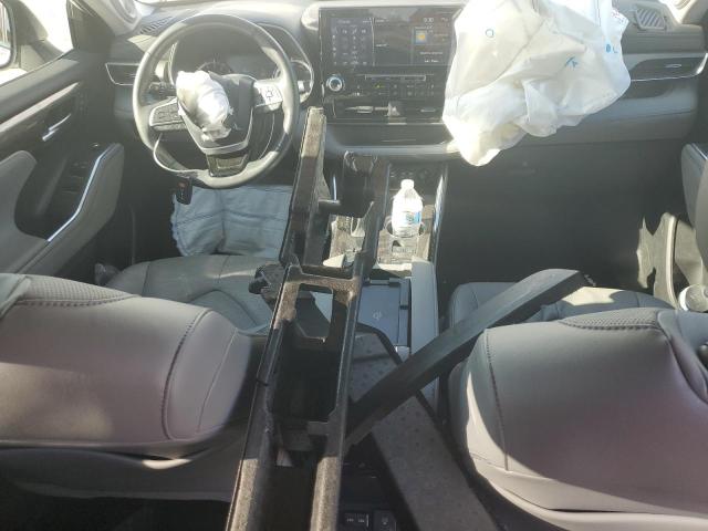 Photo 8 from auction – 2022 TOYOTA HIGHLANDER with VIN 5TDYZRAH8NS545448