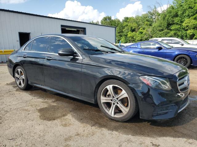 Photo 4 from auction – 2018 MERCEDES-BENZ E 300 with VIN WDDZF4JB8JA313022